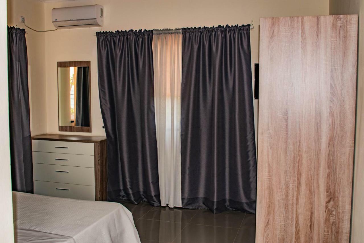 Hotel Vitoria Sao Tomé Kültér fotó