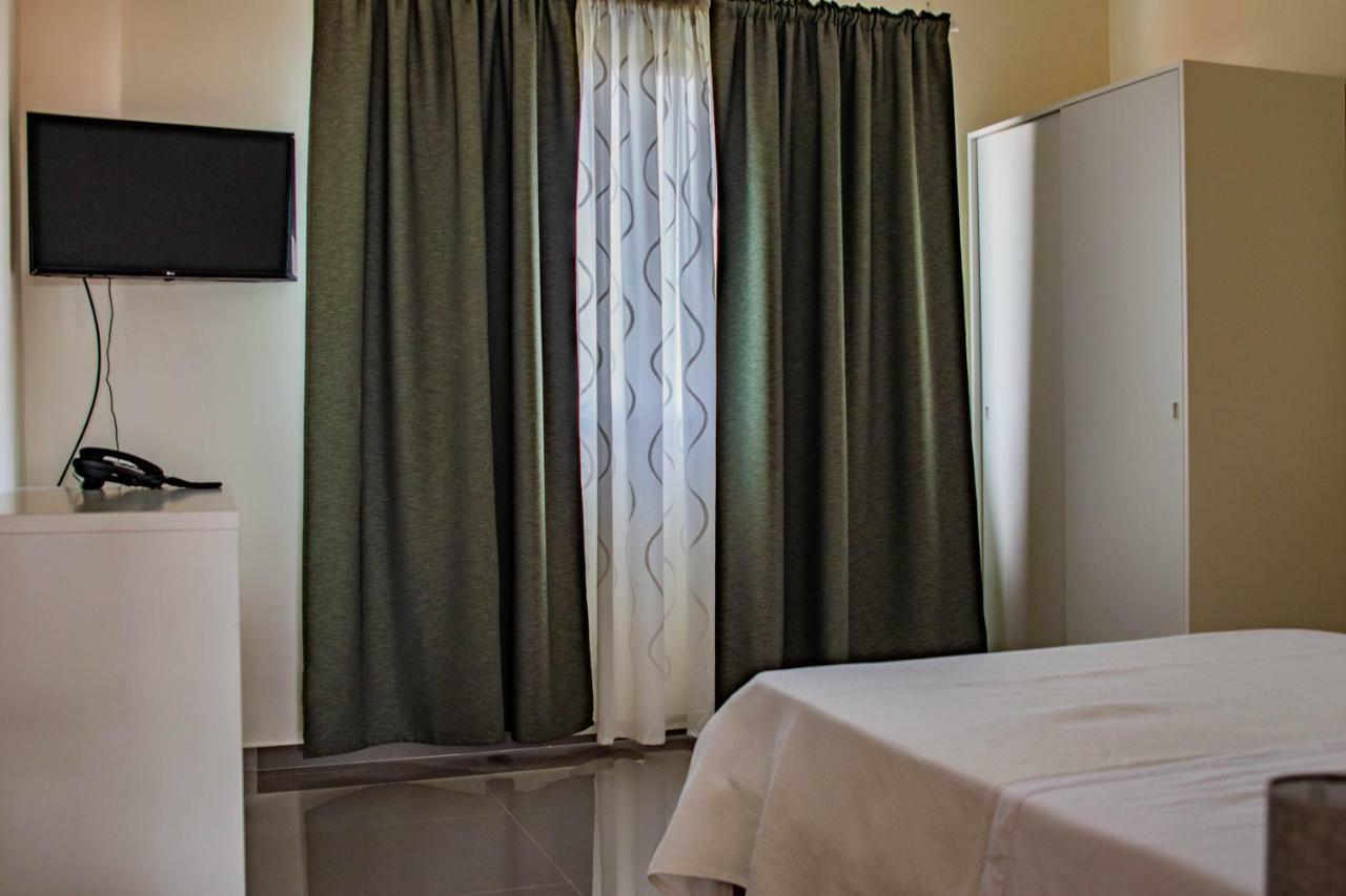 Hotel Vitoria Sao Tomé Kültér fotó