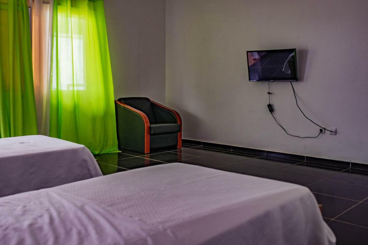 Hotel Vitoria Sao Tomé Kültér fotó