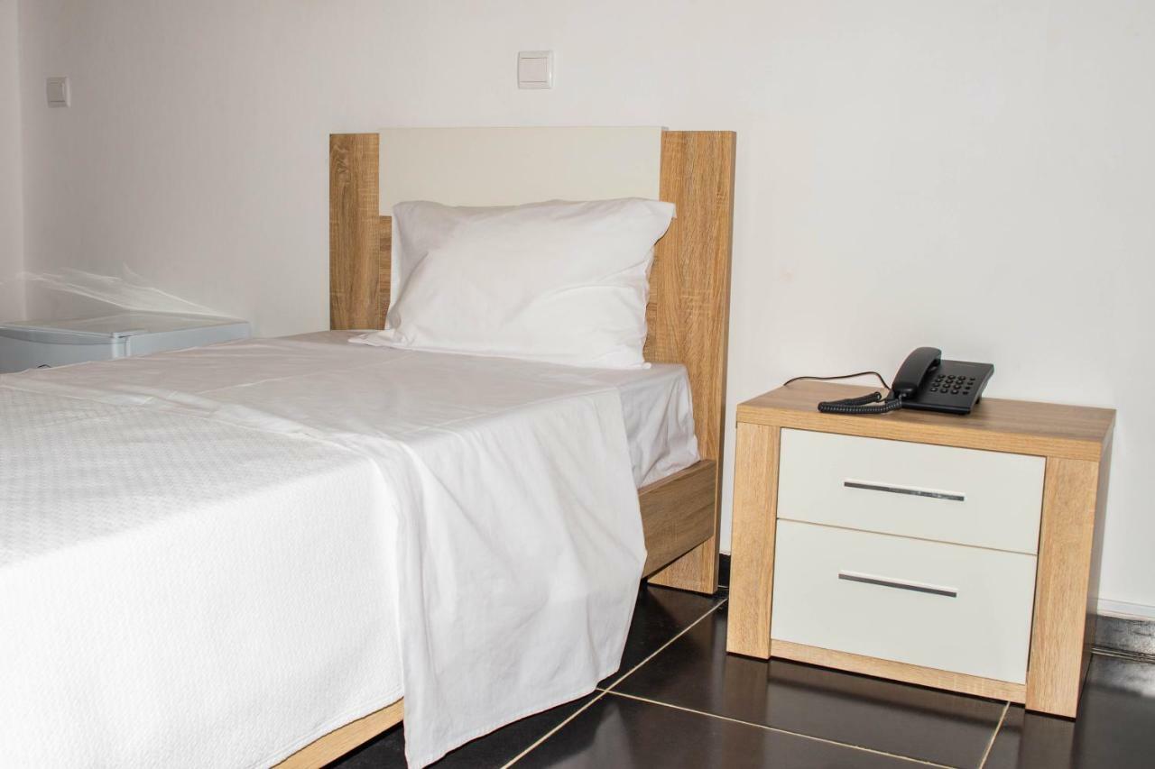 Hotel Vitoria Sao Tomé Kültér fotó