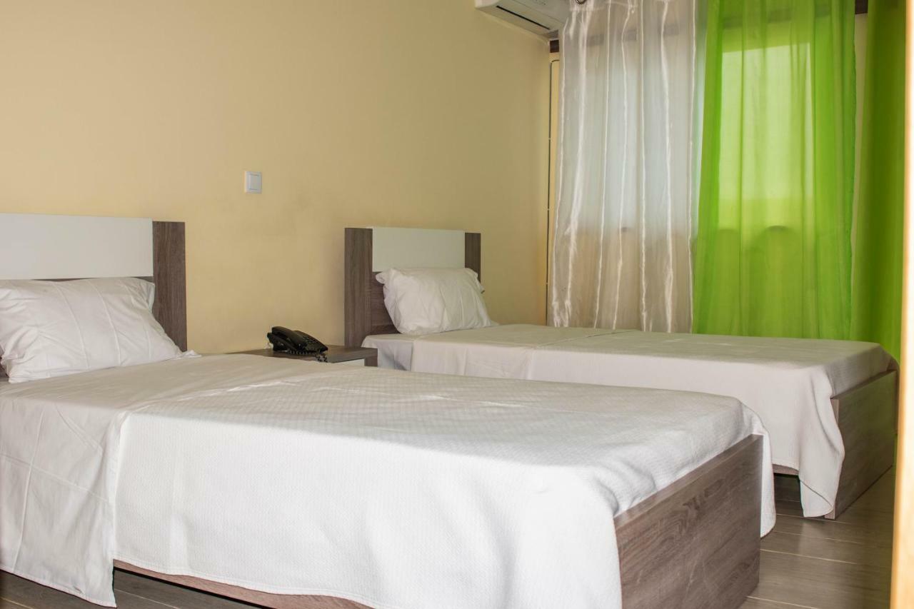 Hotel Vitoria Sao Tomé Kültér fotó