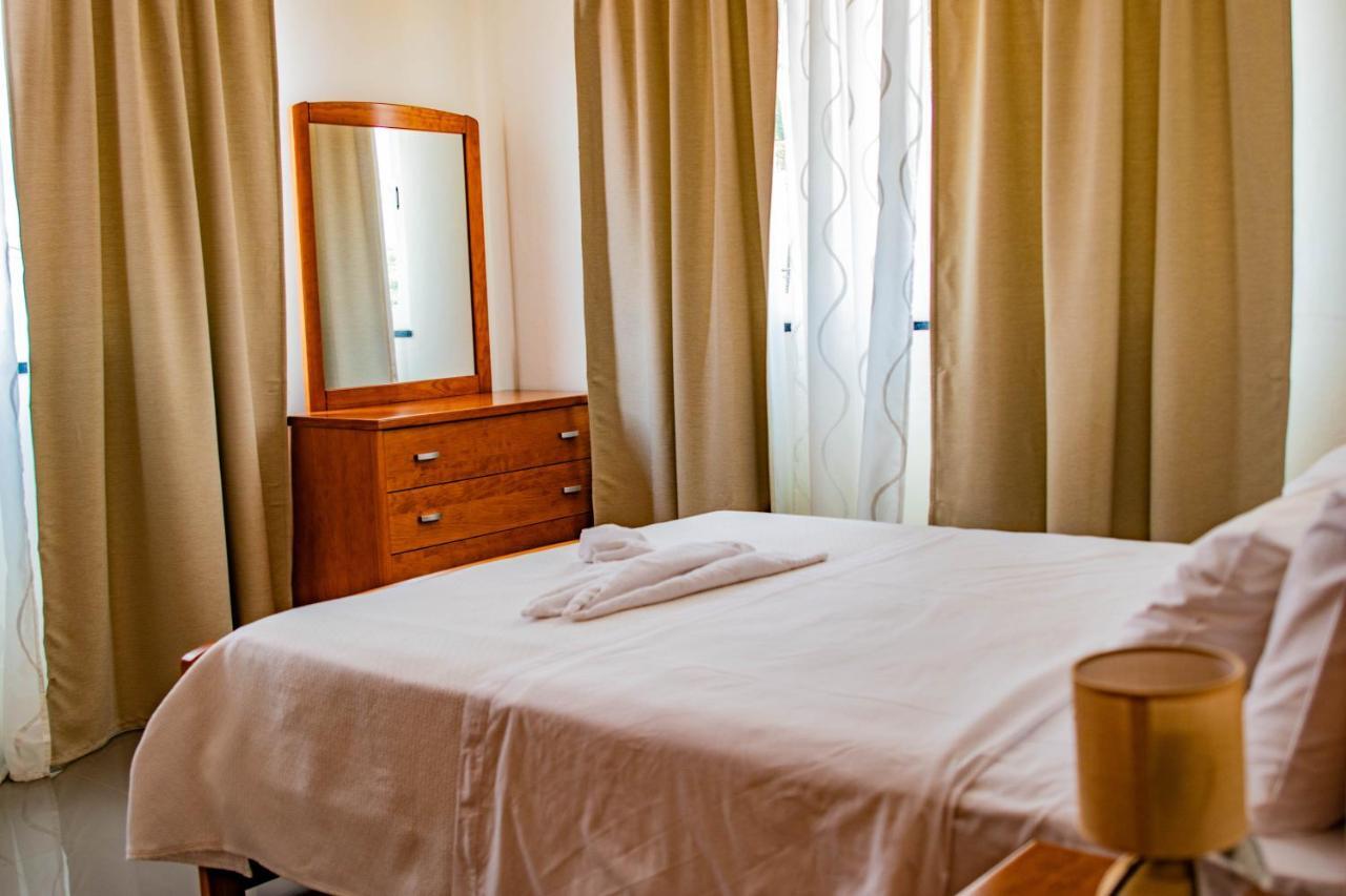 Hotel Vitoria Sao Tomé Kültér fotó